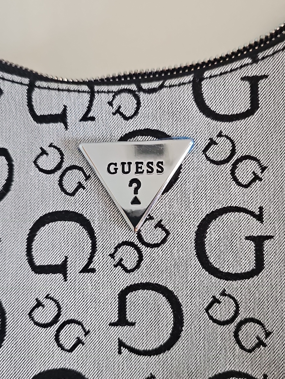 Guess Black & White Logo Shoulder Bag - Picture 2 of 8